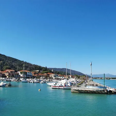Apartment Locazione Turistica Ghiro